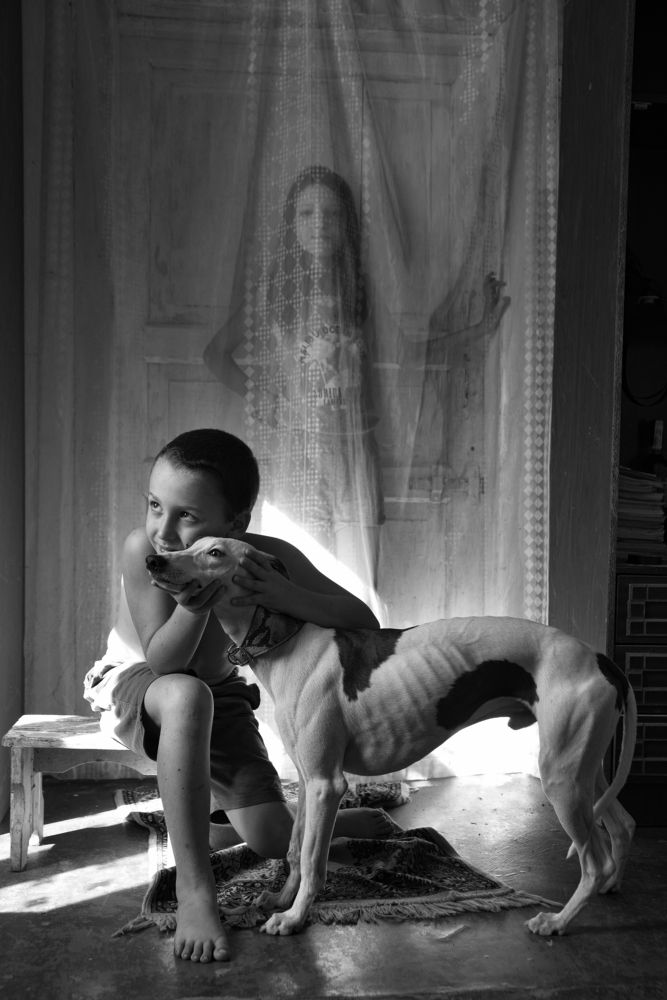 Leo, Age and Marina behind the curtain