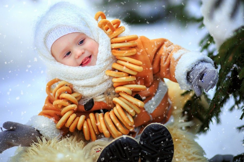 Тепло ли тебе, девица?