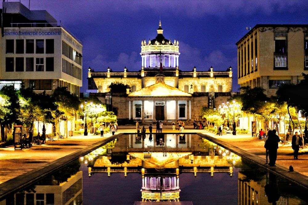 Cabañas Cultural institute