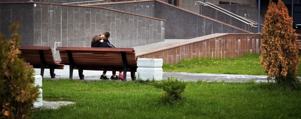 Влюблённые подростки