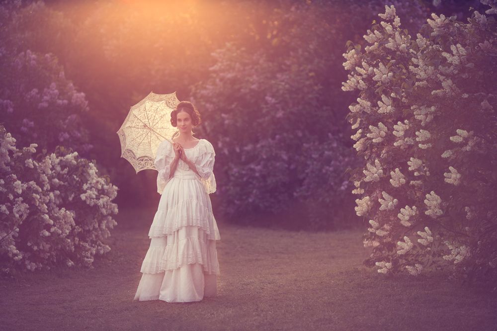 "И то счастье в сирени живет..."