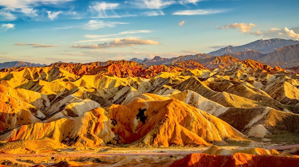 Горы радуга