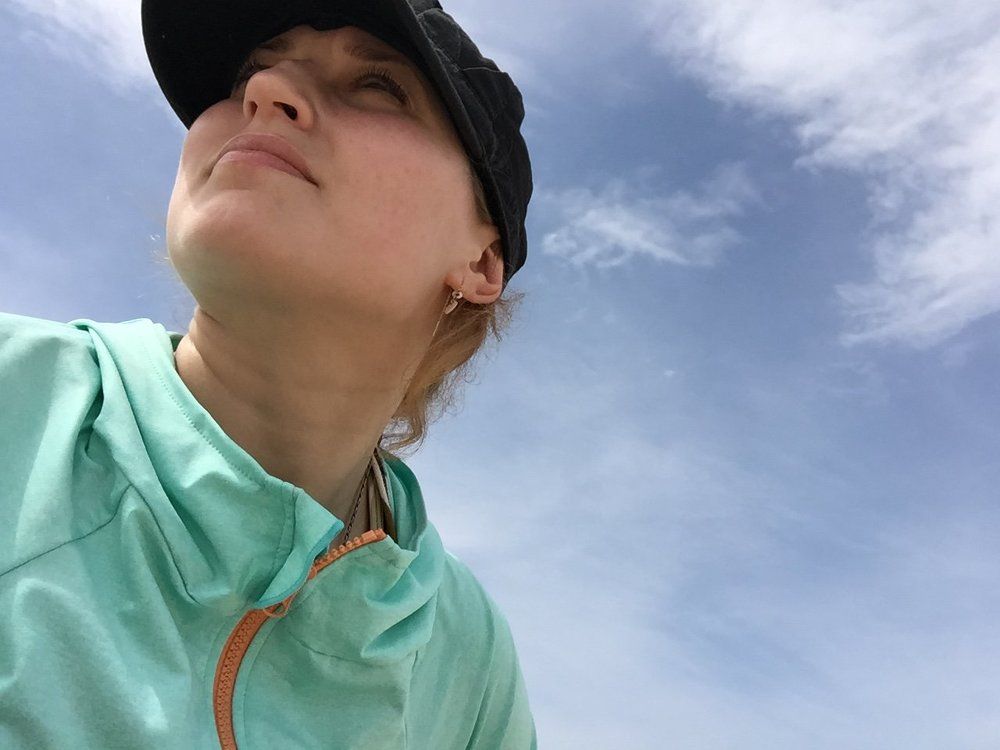 Девушка и небо