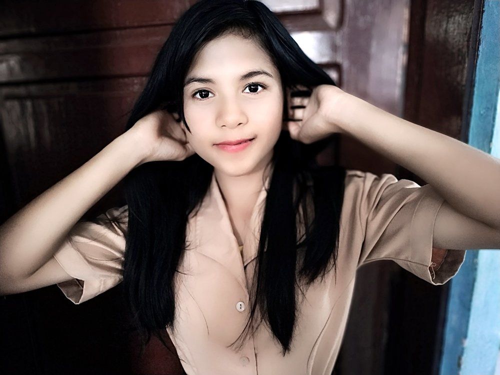 Rotenesse young girl