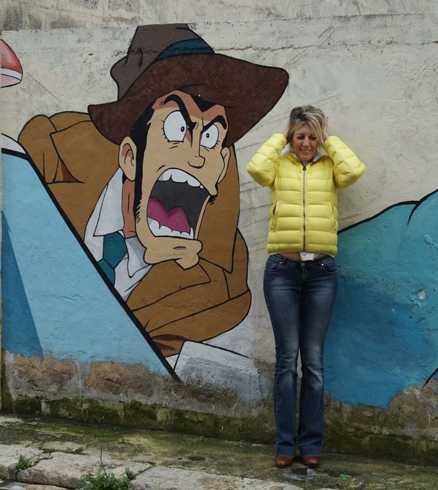 MURALES