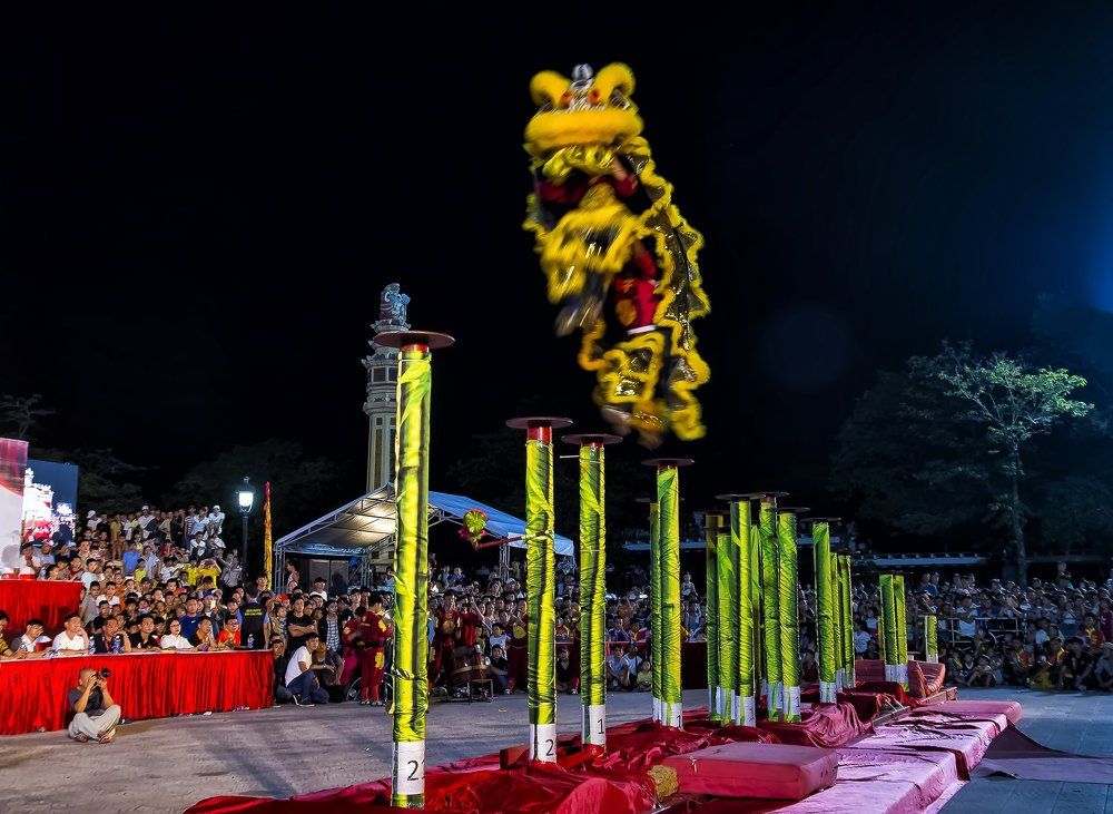 Lion dance