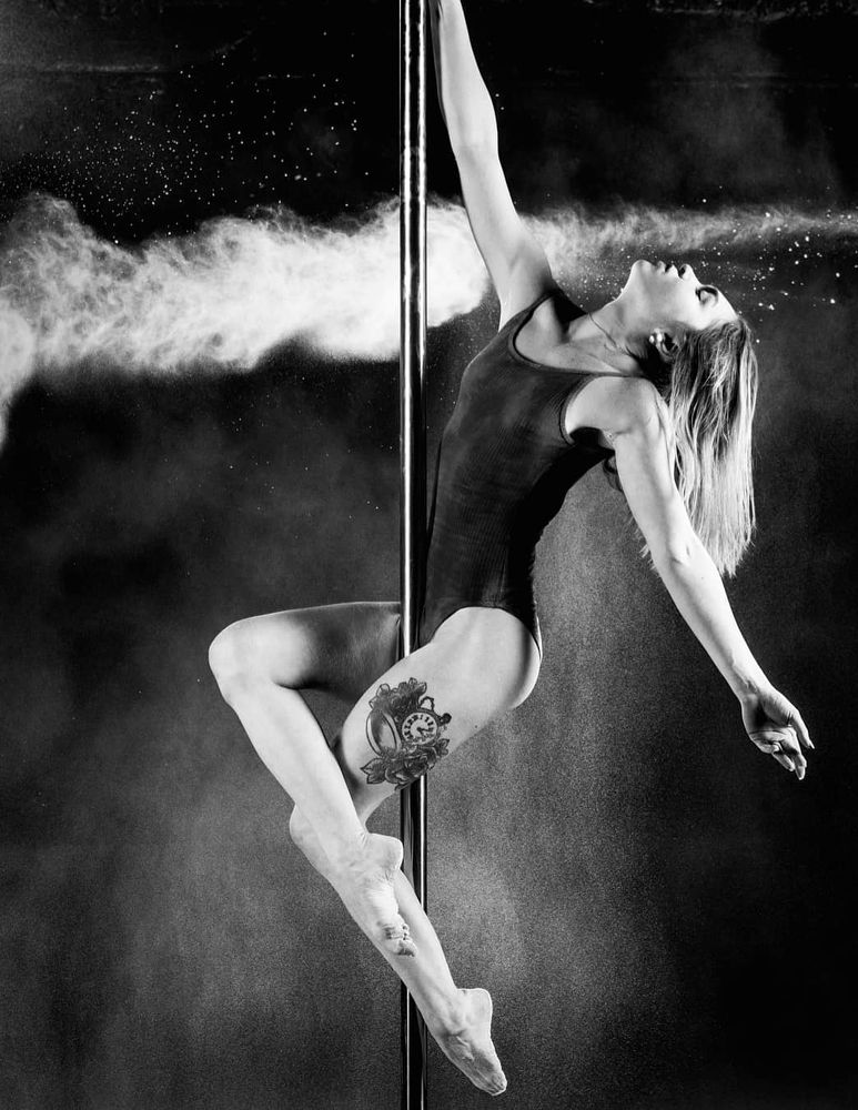 Черное и белое