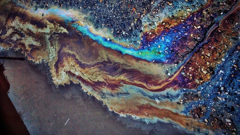 Бензиновый мир