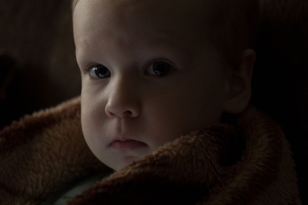 глубокие детские глаза