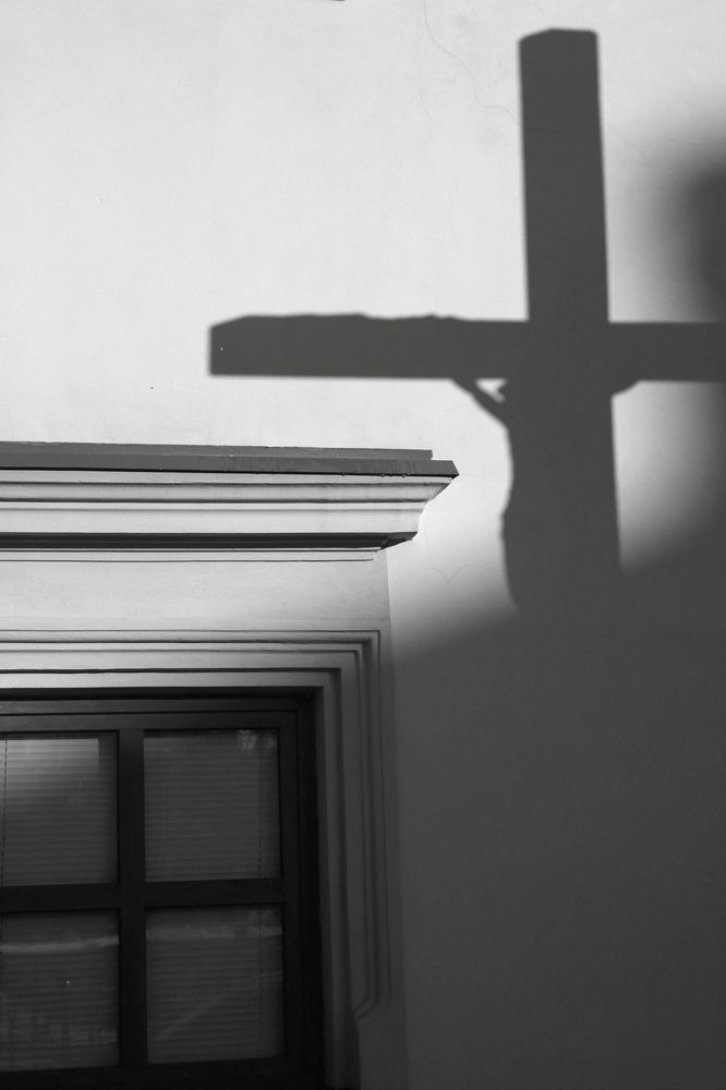 Святая тень.