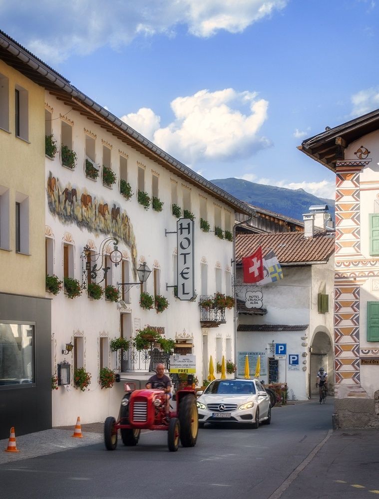 Не торопись, а то успеешь ....