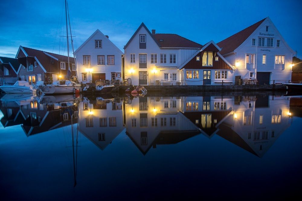 Зазеркалье