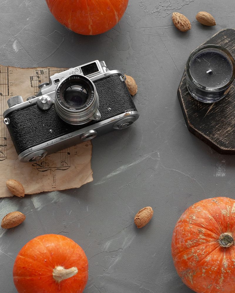 Фотоаппарат и тыква