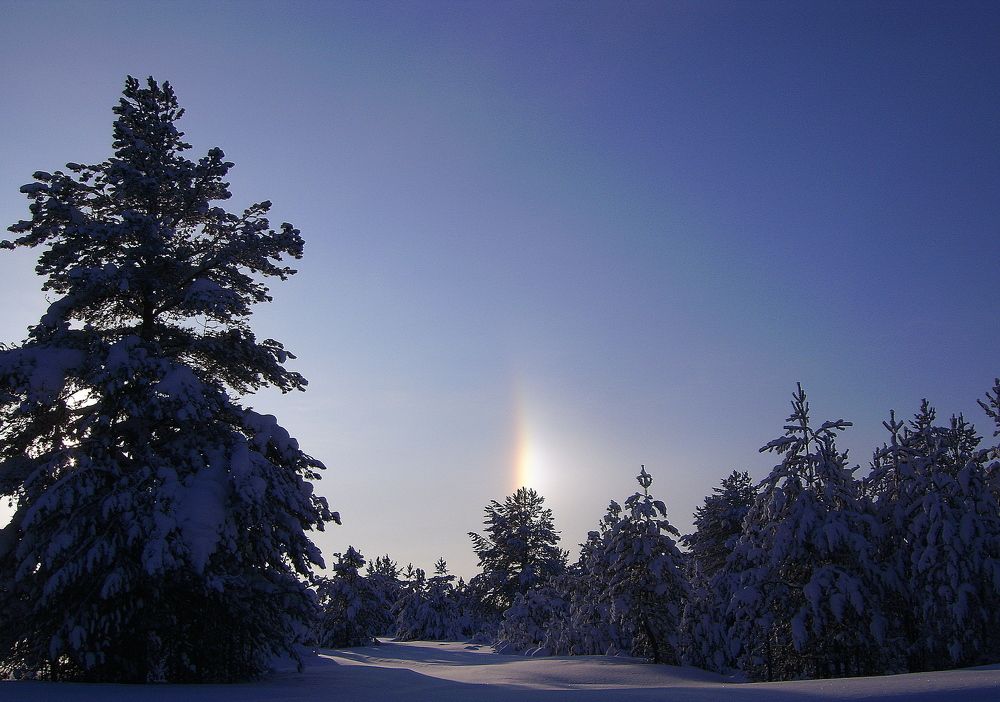 И  зимой  бывает  радуга . Гало .