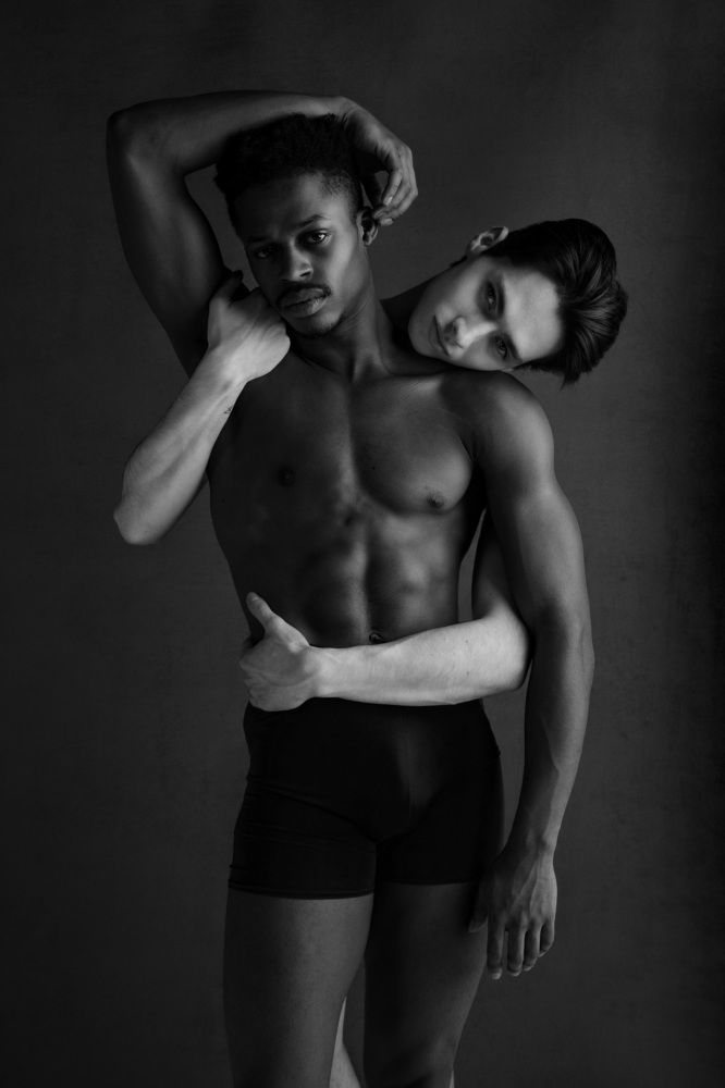 черно-белыи портрет