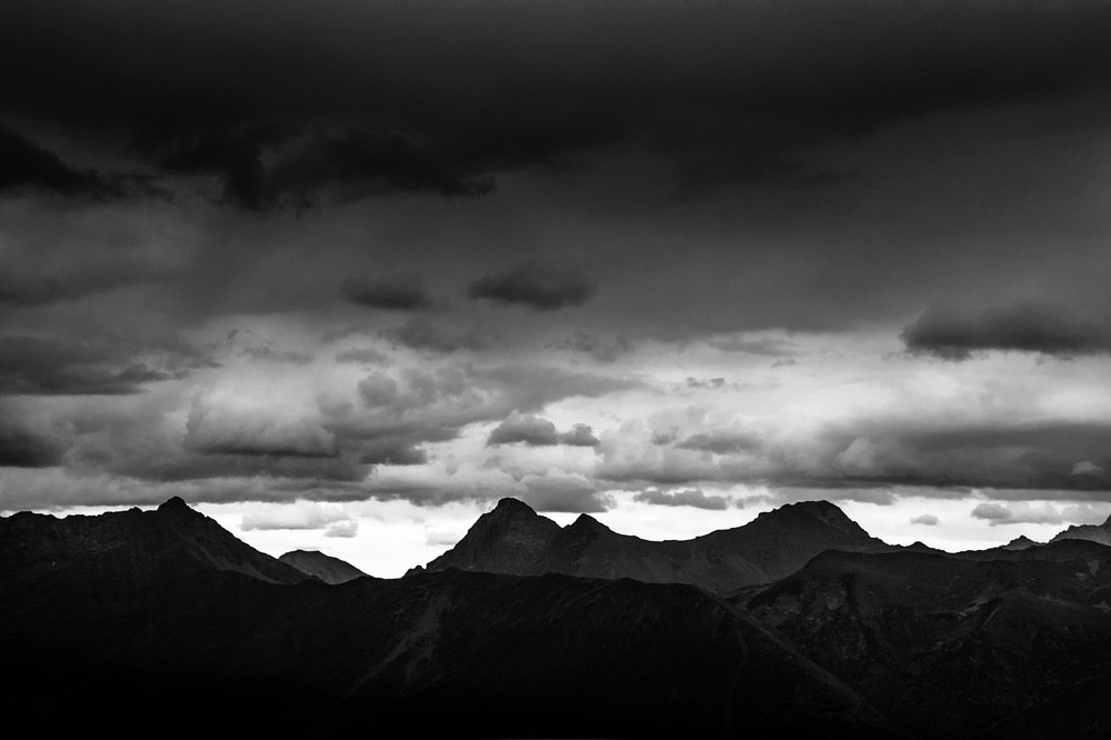 Тени Кавказских гор