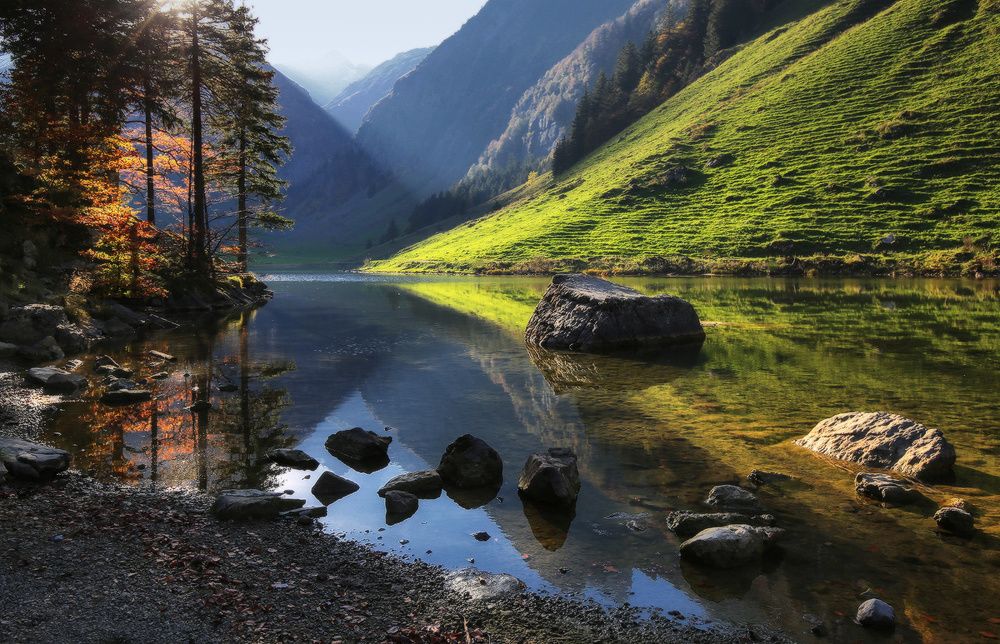 Вечер  на озере