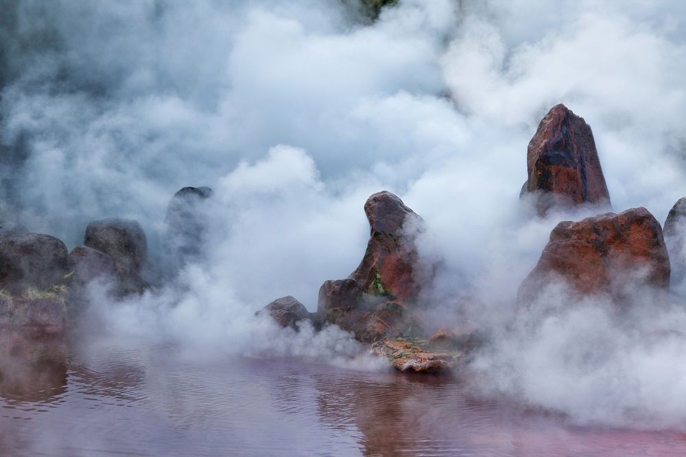 Guards of thermal springs