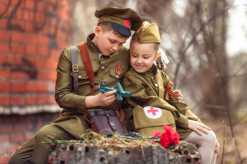 Спасибо бабушке и деду за их Великую Победу!