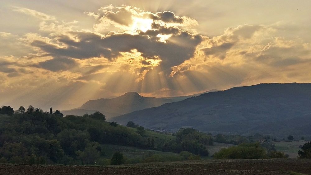 Giochi di luce nella val Trebbia