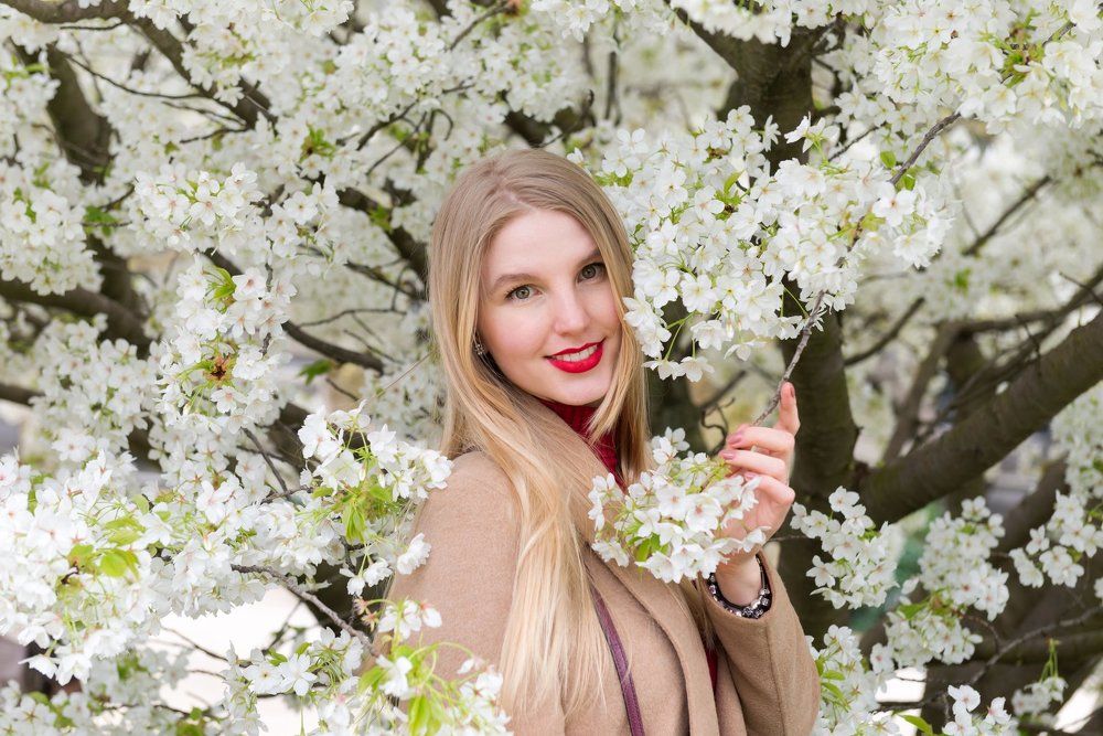 В Люксембурском саду Парижа.