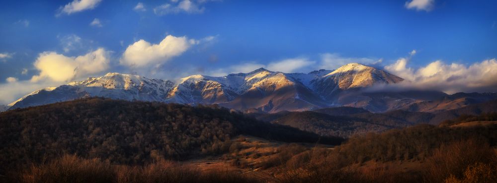 Мравский хребет