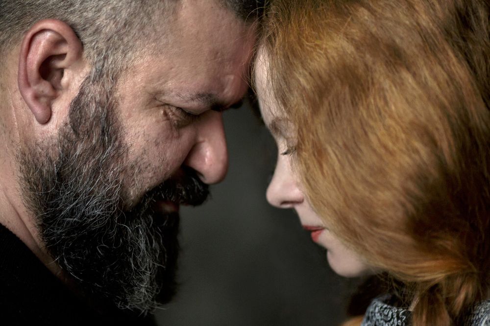 Пусть тихо шепчутся друг с другом наши души...