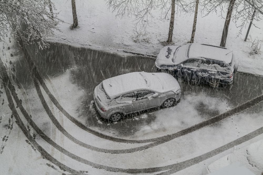 Майский снег