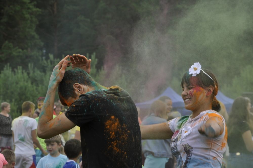 КРАСКИ ЛЕТА