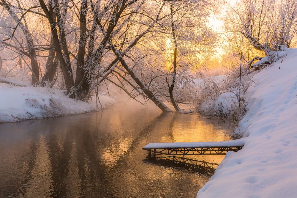 Рассвет на теплой речке 2