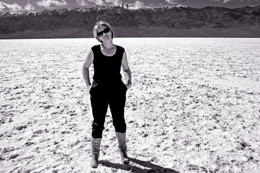 Портрет на фоне гор