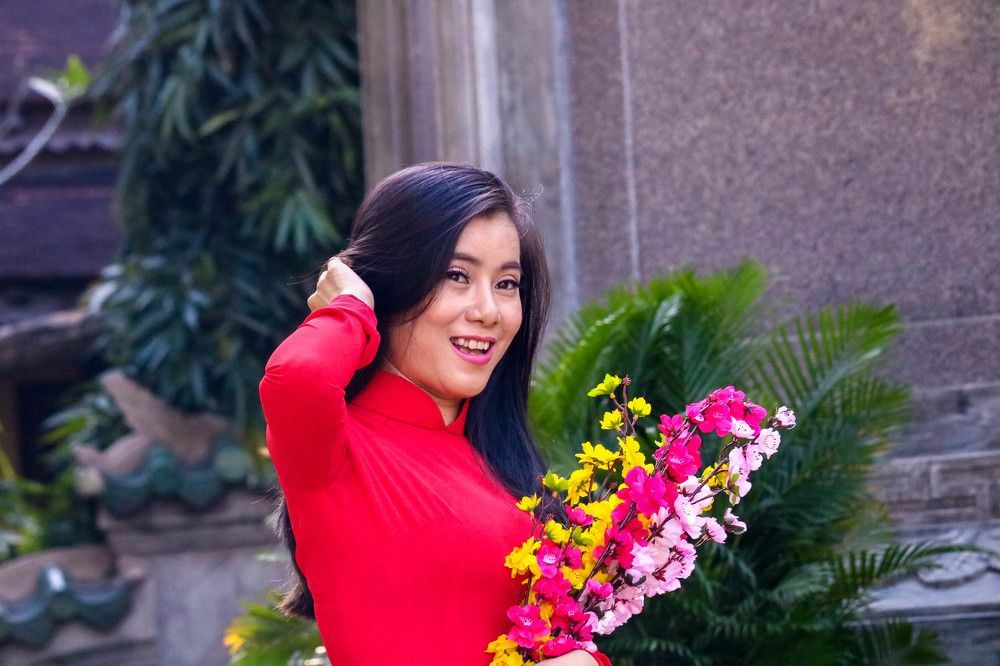 Thiếu Nữ Việt Nam