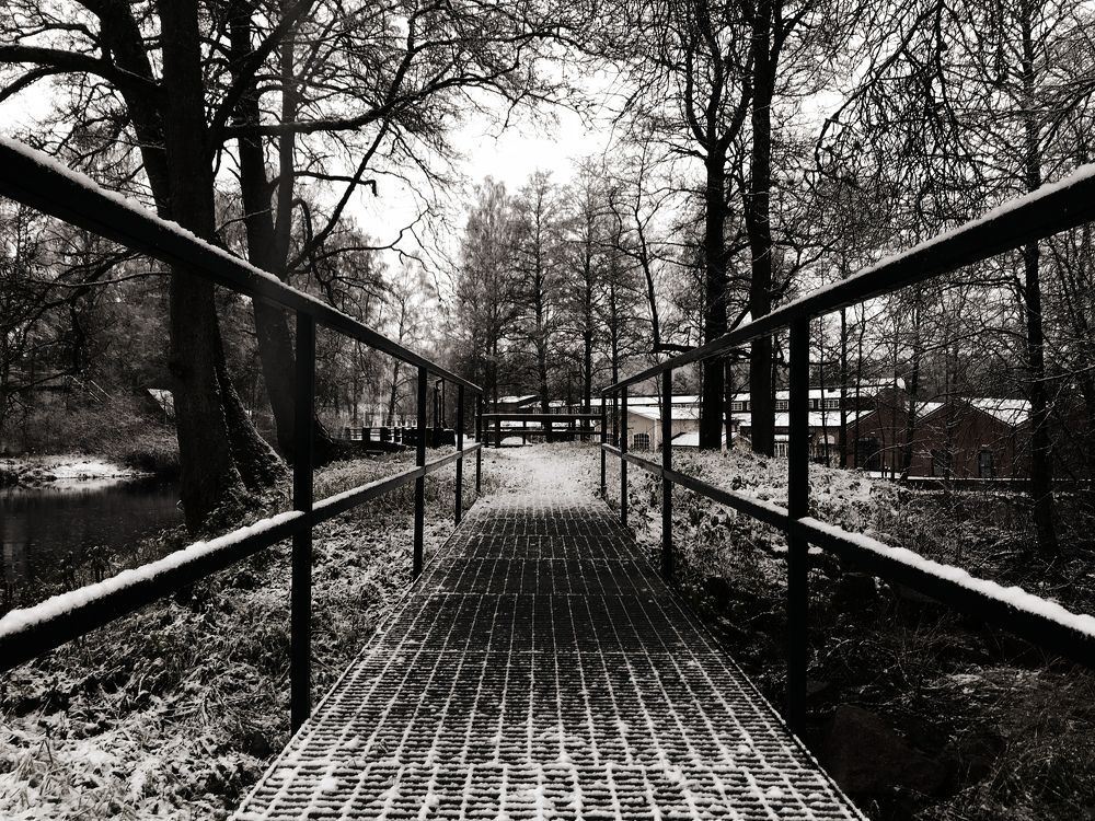 Мост в Брюзахольме