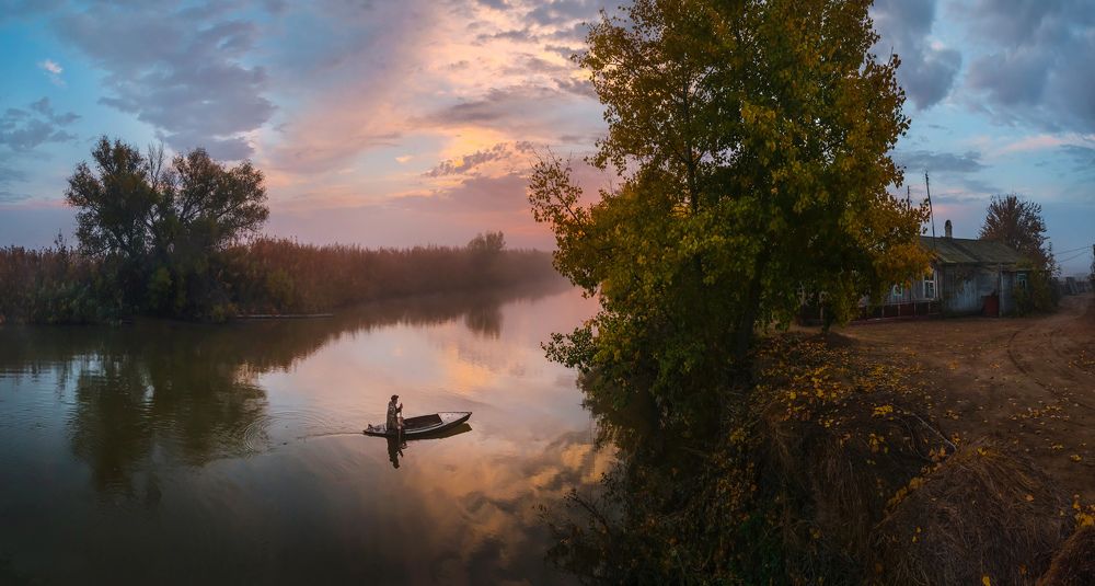 На кордоне. Из осенней фотоэкспедиции по Астраханскому заповеднику.  Фотопроект «Дельта Волги». Трехизбинский участок, Астраханского заповедника. Конец октября, 2018 г.