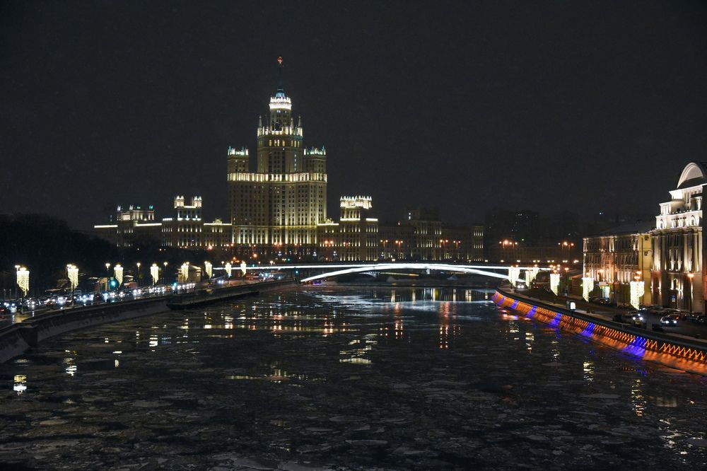 Снежная Москва