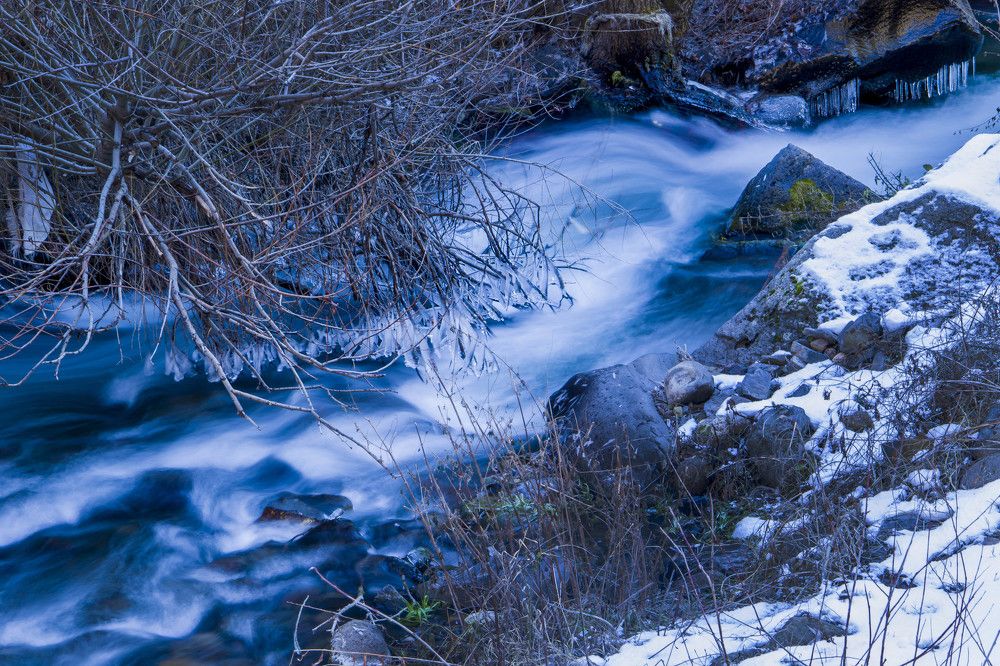Winter is flowing to the valley