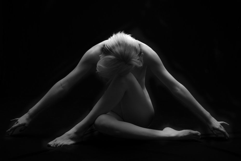 Myriads of tiny tints