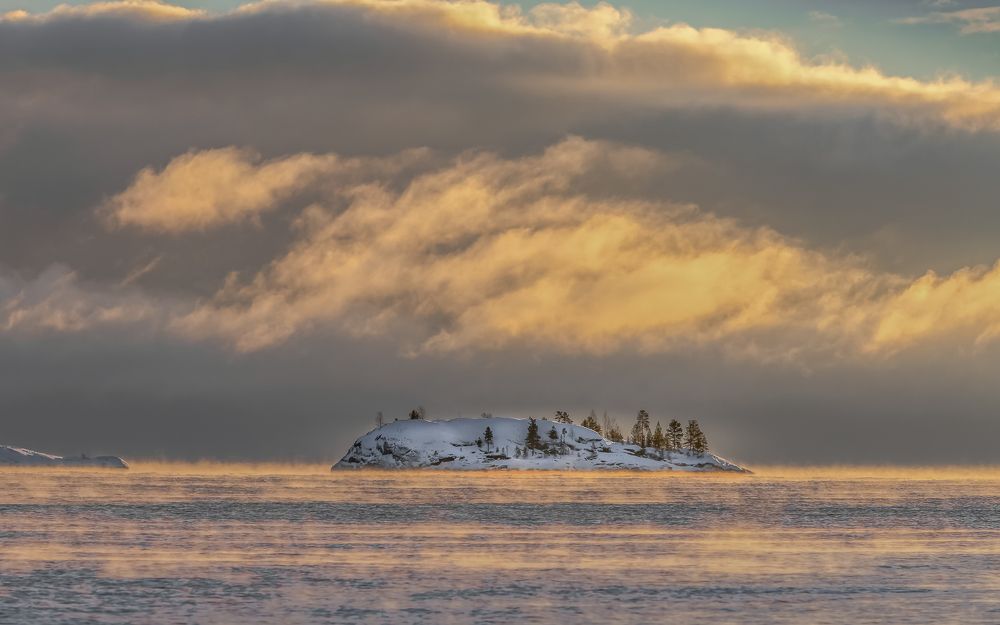 Туманное утро  Ладога карелия