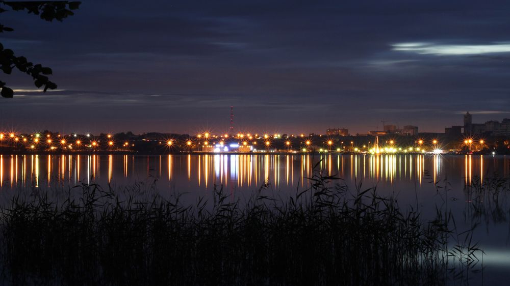 Ночное озеро