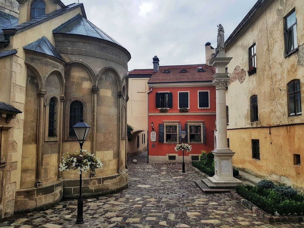 Место встречи