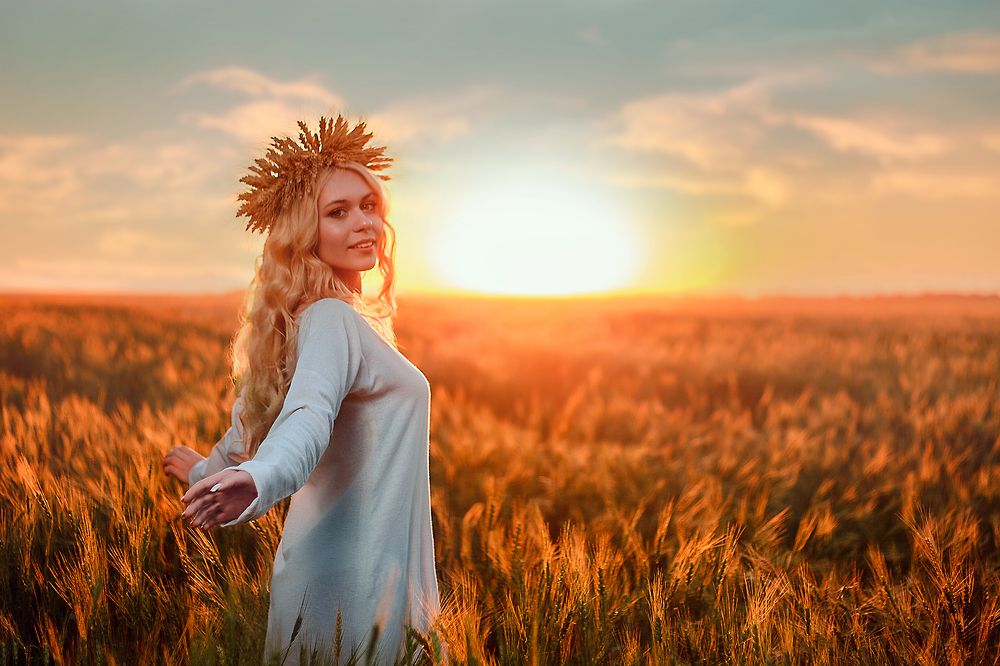 Русское поле