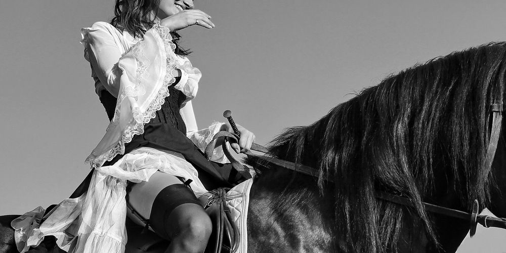 девушка из вестерна