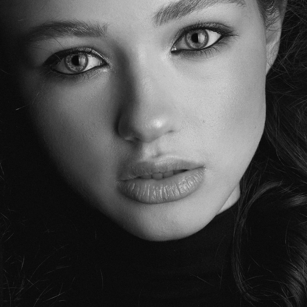 Глаза в глаза