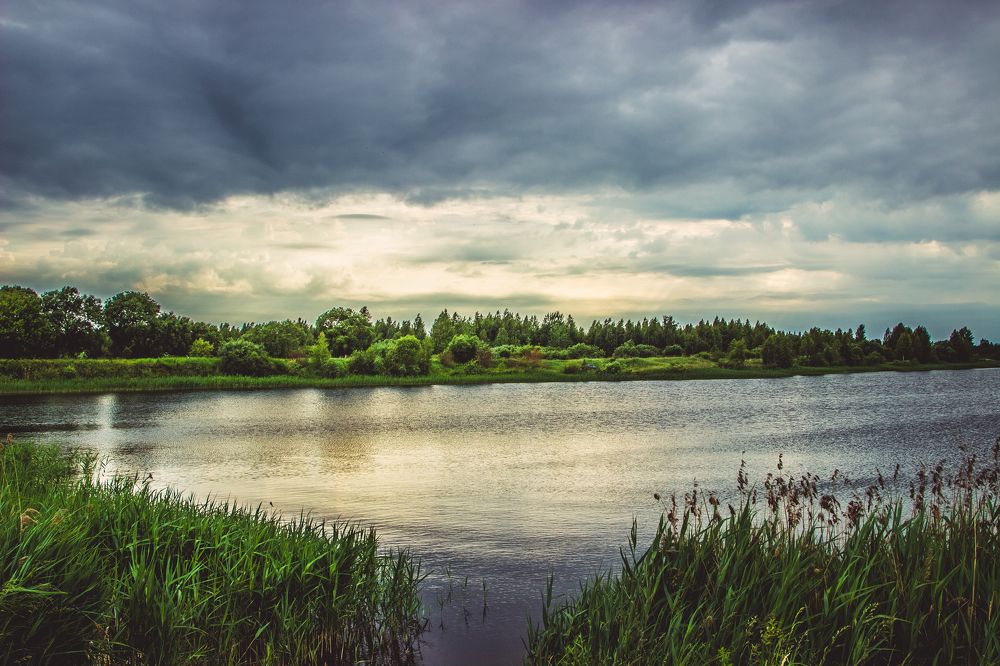 Вид на озеро Ольшанские карьеры Смоленский район