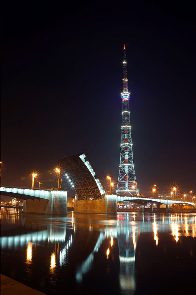 Кантемировский мост и телебашня