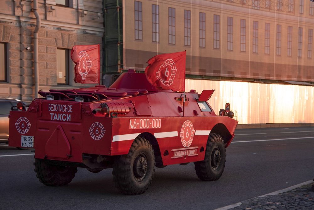 Суровое Питерское такси