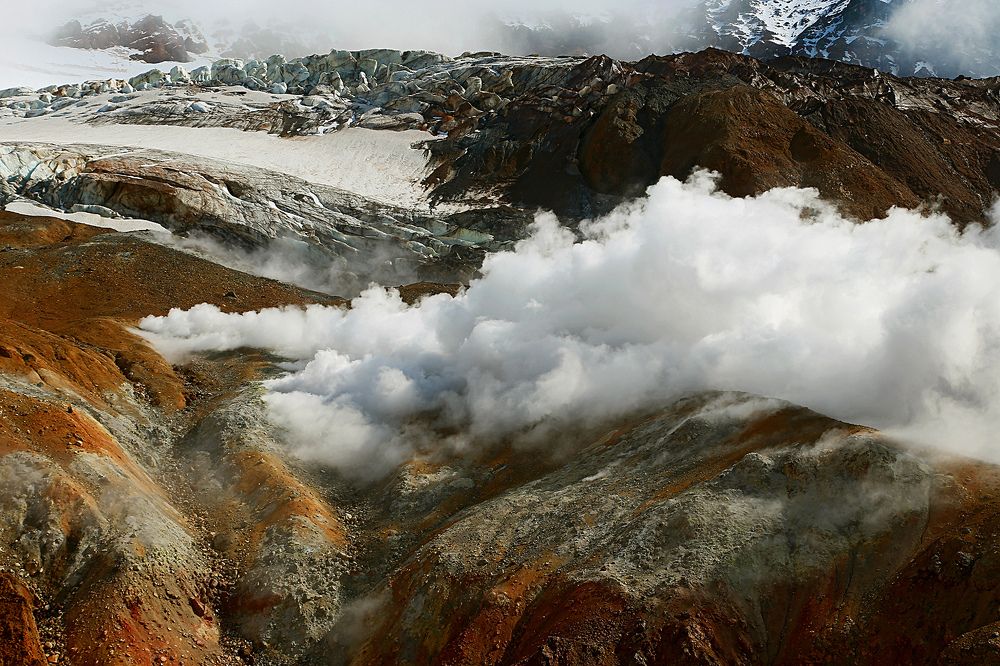 В кратере Мутновского вулкана.