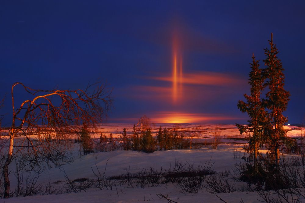 Под факелами