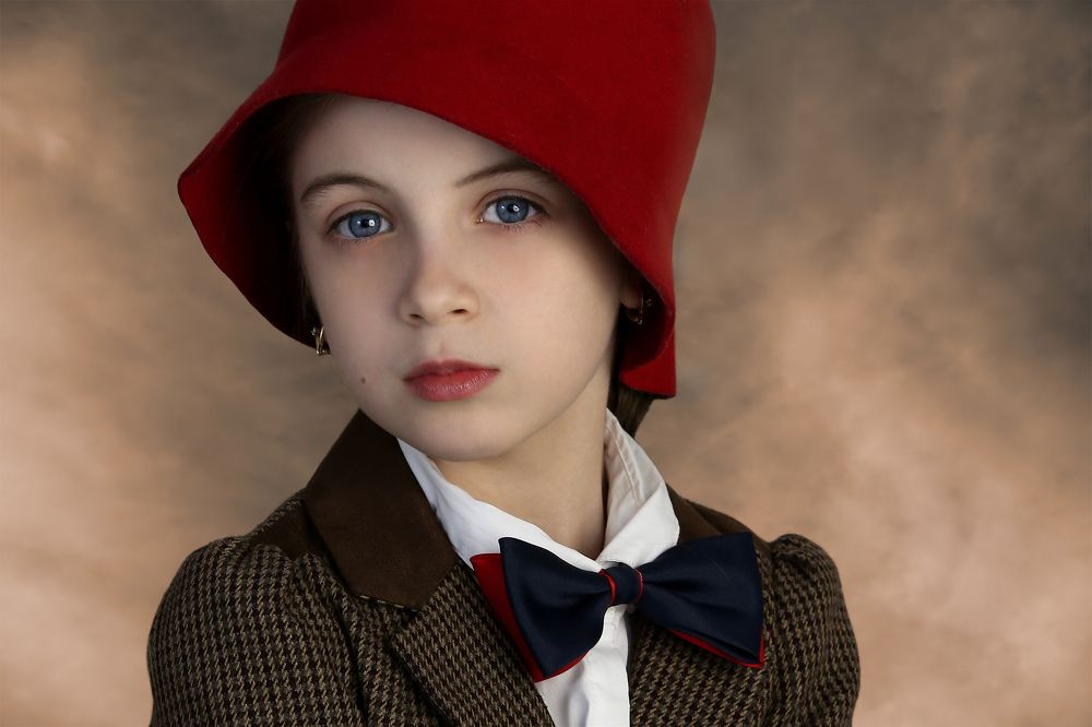 Ariana (age 7 years)