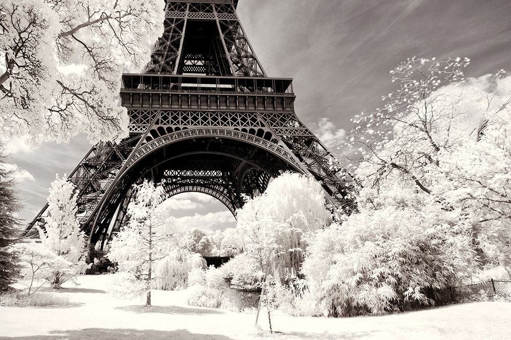 White Eiffel Tower